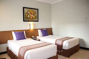 Cakra Kembang Hotel