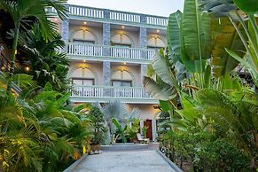 Reveal Angkor Hotel