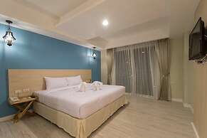Prachuap Grand Hotel