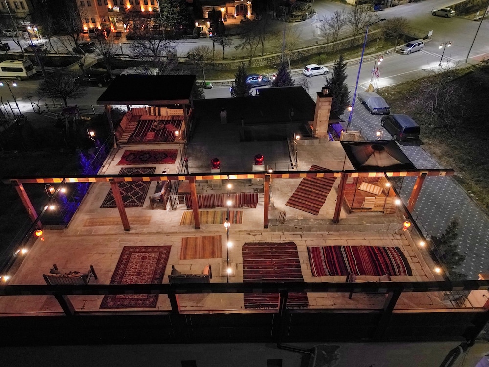 Alaturca House
