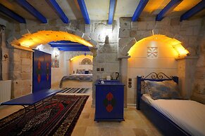 Alaturca House
