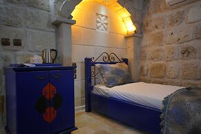 Alaturca House