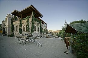 Alaturca House