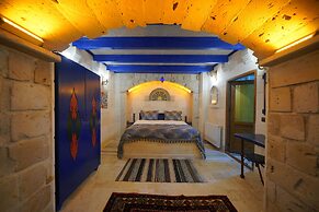 Alaturca House