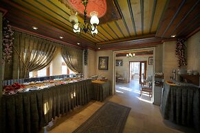 Alaturca House