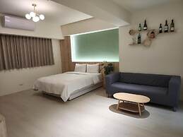 Colors Infinity Inn