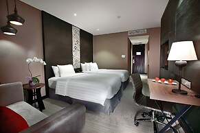 Aston Priority Simatupang Hotel & Conference Center