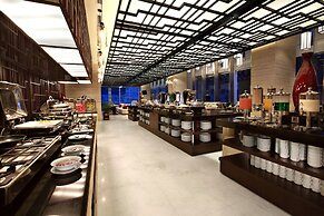 Aston Priority Simatupang Hotel & Conference Center