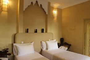 Riad Emberiza Sahari