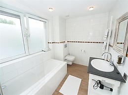 Harbour Club Terherne