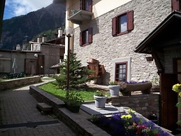 Hotel Ottoz Meublè