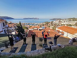 Kas Yoga House