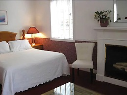 Canterbury Inn
