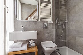9Hotel Republique