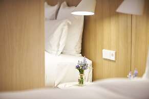 9Hotel Republique