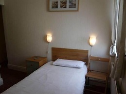 Dutchman Hotel