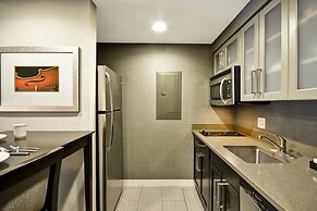 Homewood Suites by Hilton TechRidge Parmer @ I-35