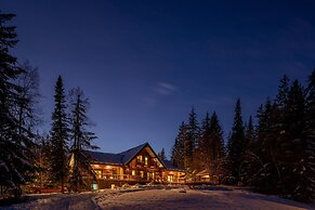 Moberly Lodge