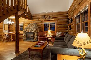Moberly Lodge