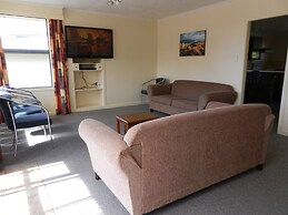 Amber Court Motel