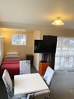 Amber Court Motel