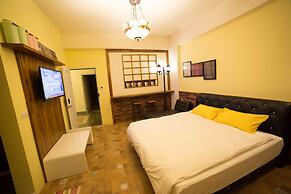 Oia Cafe B&B