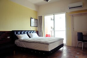 Oia Cafe B&B