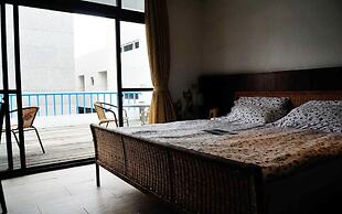 Oia Cafe B&B