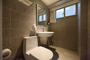 Jih Lih Hotel