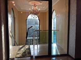 Lux Palace Hotel