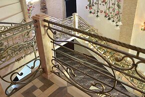Lux Palace Hotel
