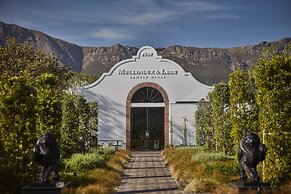 Leeu Estates