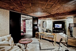 Royal Castle Design & SPA Hotel