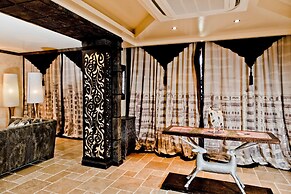 Royal Castle Design & SPA Hotel