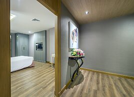 Royal Rattanakosin Hotel