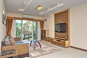 Whispering Palms Suite