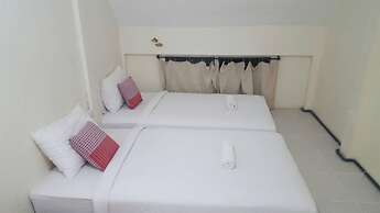 Asoke Montri Hostel