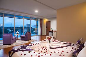 The Hub Hotel