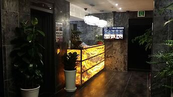 Hotel BUTI &