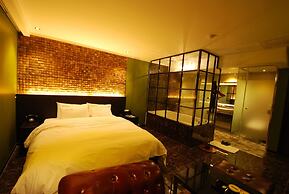 Hotel BUTI &