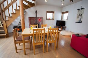 Yotei Cottage