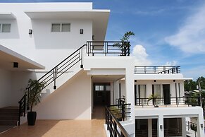 Be-ing Suites