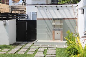 Be-ing Suites