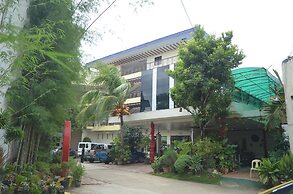 Reyna's The Haven and Gardens