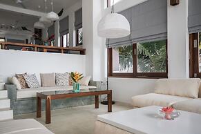 Skinny Beach House