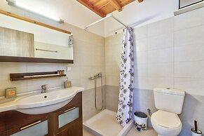 Jewel Apartments