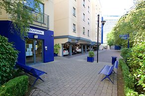 Victoria Lodge