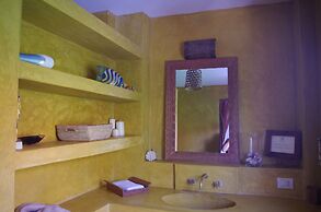 Uzuri Boutique Hotel