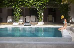 Uzuri Boutique Hotel