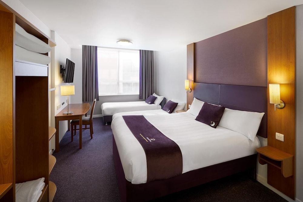 Premier Inn Birmingham Longbridge